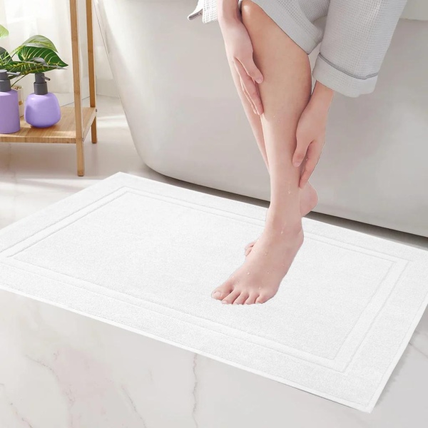 100 % Cotton Bath Mat - 300 GRM